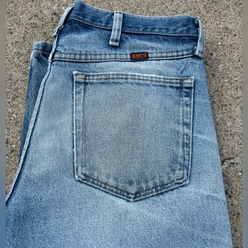 Vintage Men’s 1980’s Rustler Unique Fade Blue Jeans